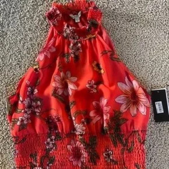 GUESS CROPPED HALTER STYLE TOP NEW WITHOUT TAGS👚 - Picture 7 of 9